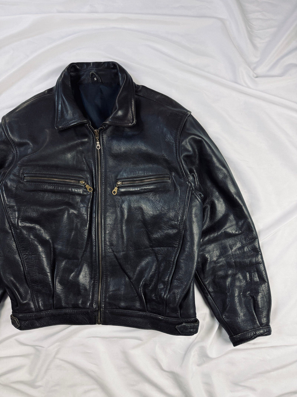 1990' Black cropped heavy leather jacket