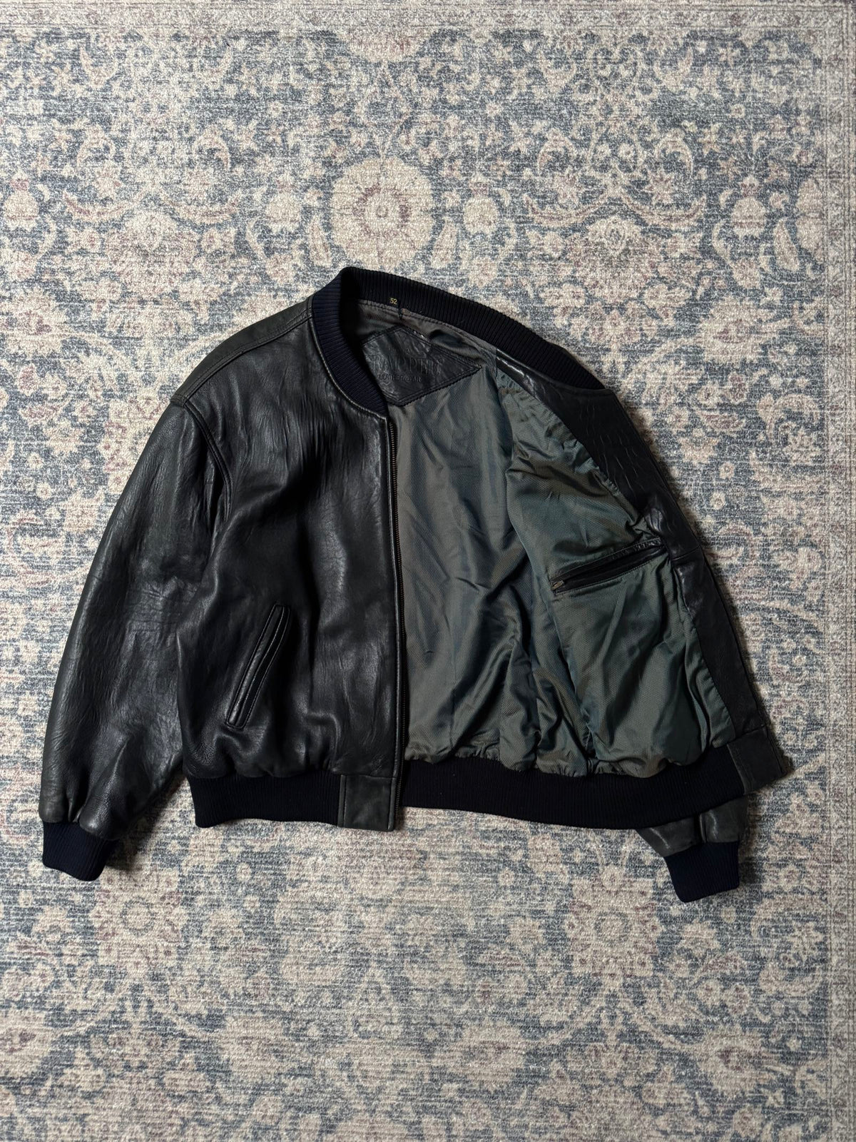 Vintage heavy bomber flyers leather jacket