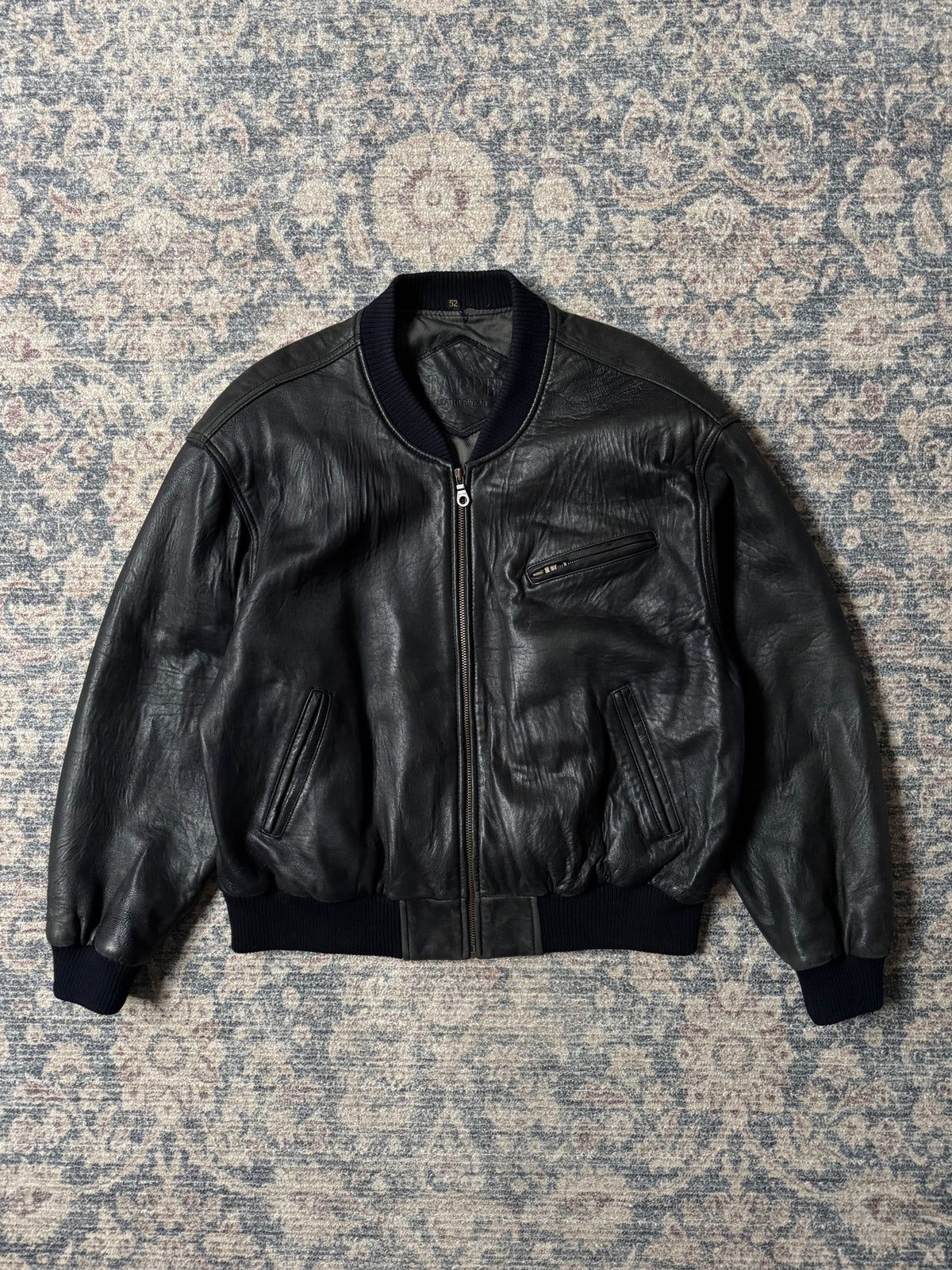 Vintage heavy bomber flyers leather jacket