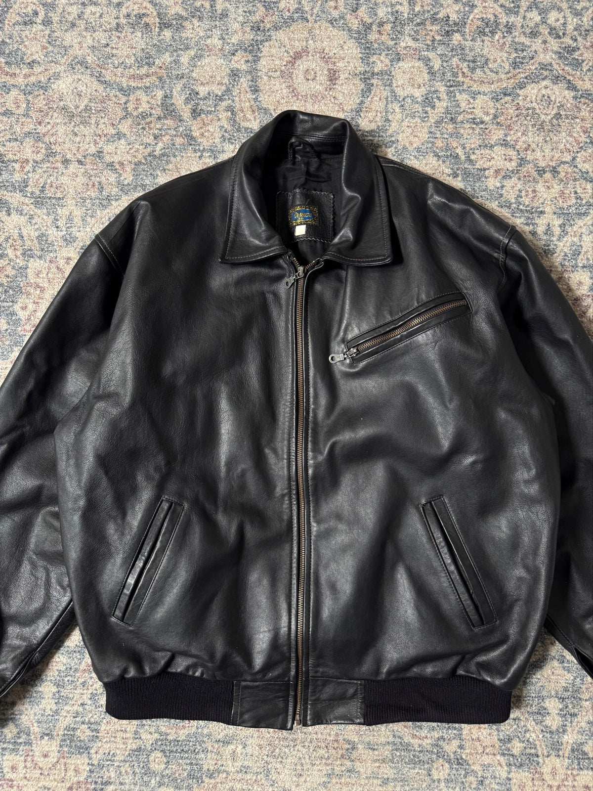 Vintage black bomber heavy leather jacket 90s