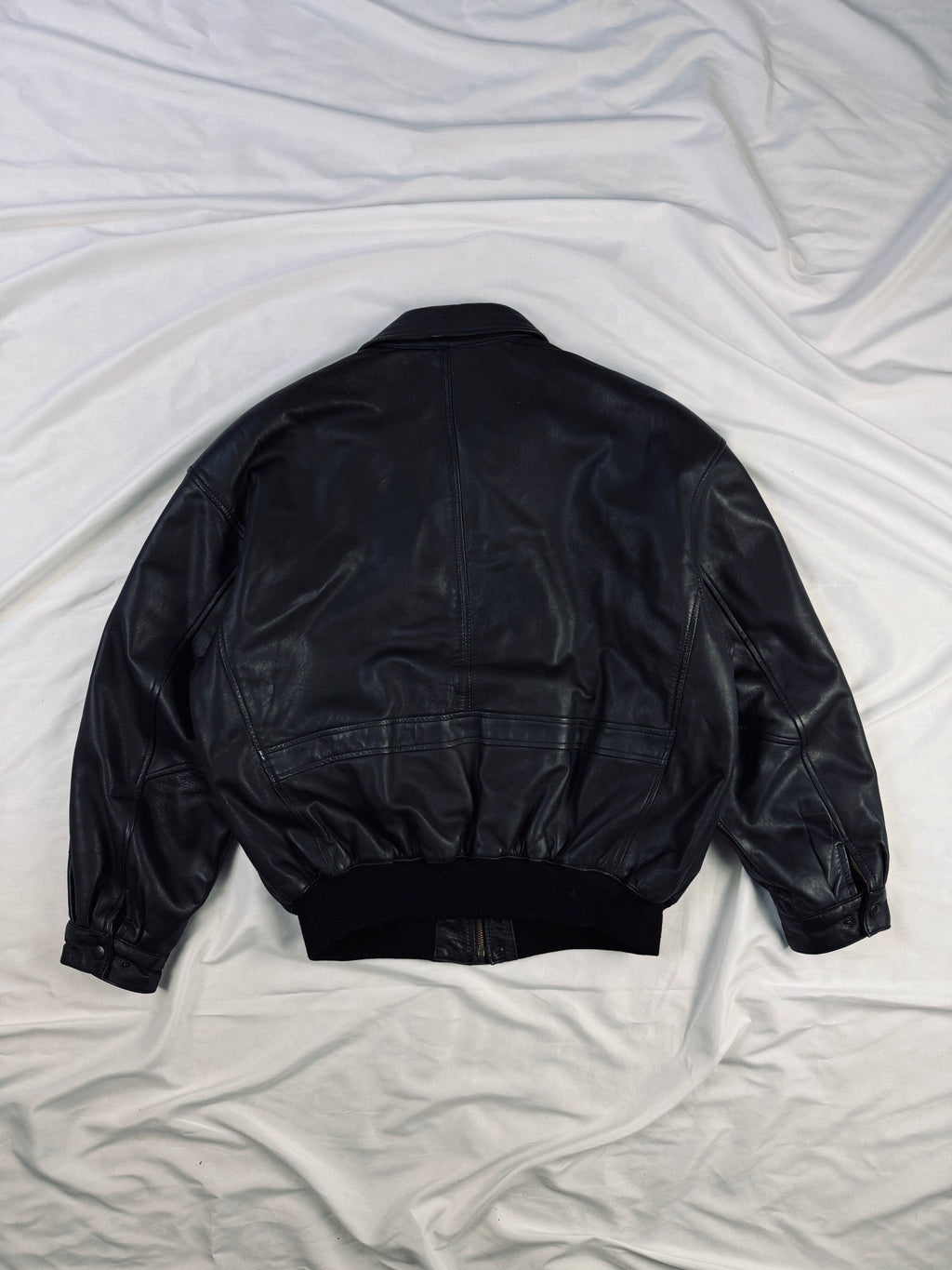 vintage 90s heavy bomber black leather jacket aviator