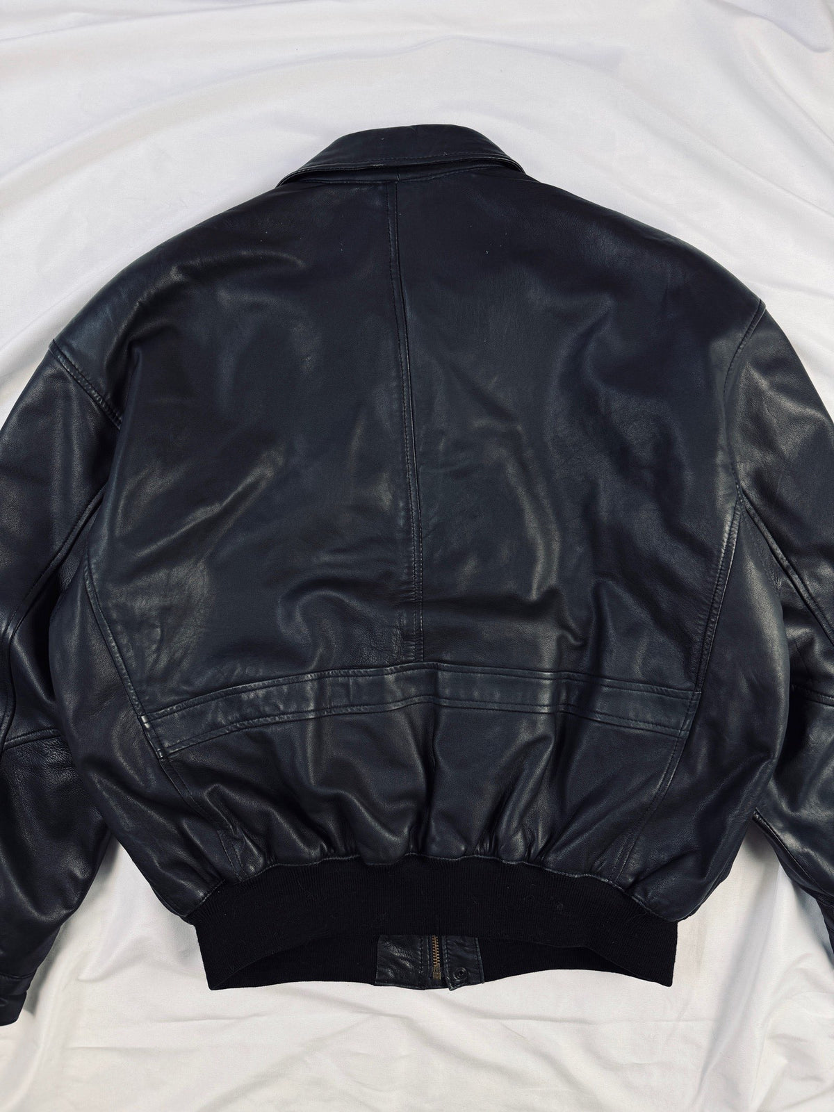 vintage 90s heavy bomber black leather jacket aviator