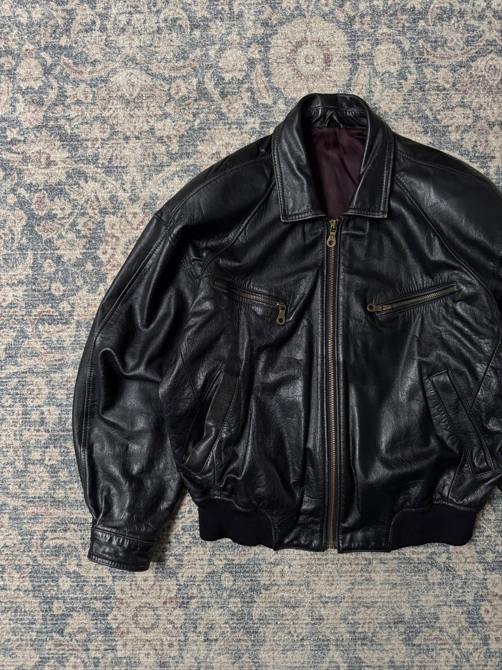 90s black heavy bomber leather jacket