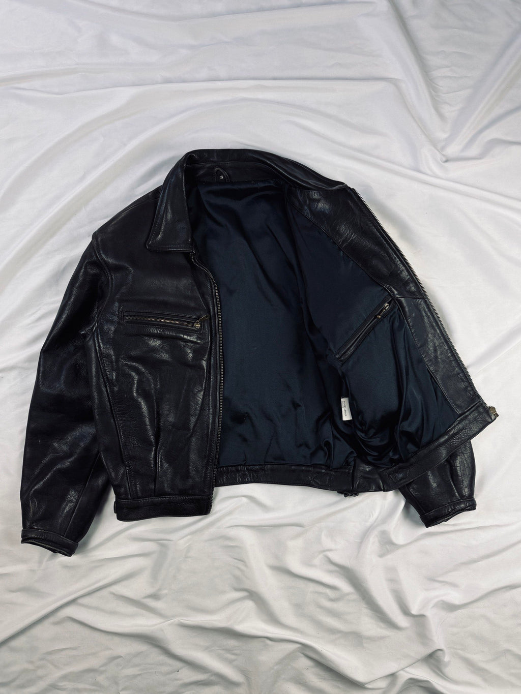 1990' Black cropped heavy leather jacket