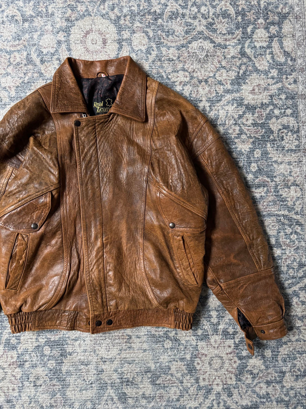 Vintage 90s brown bomber leather jacket. Aviator type