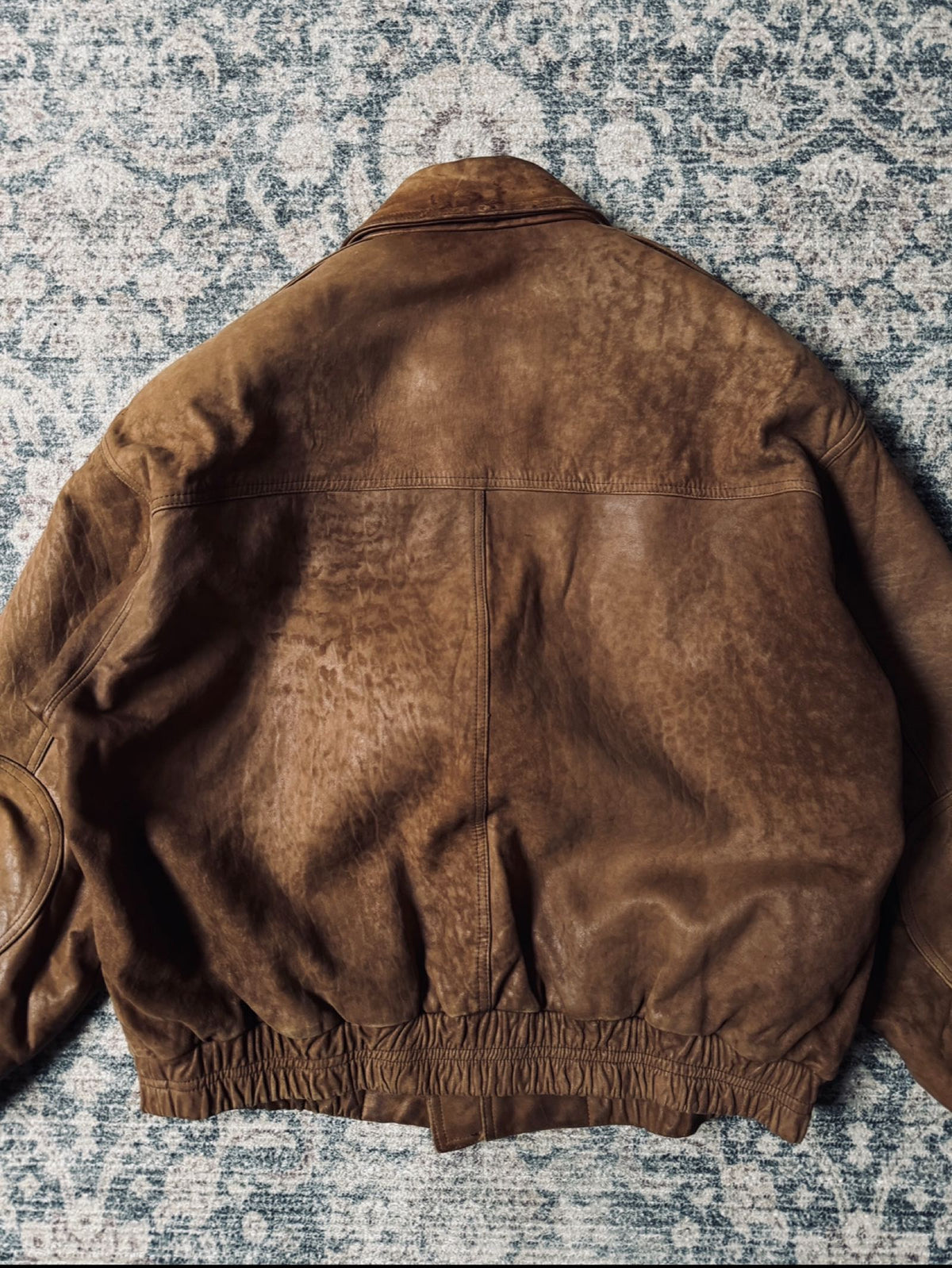Vintage brown retro bomber leather jacker