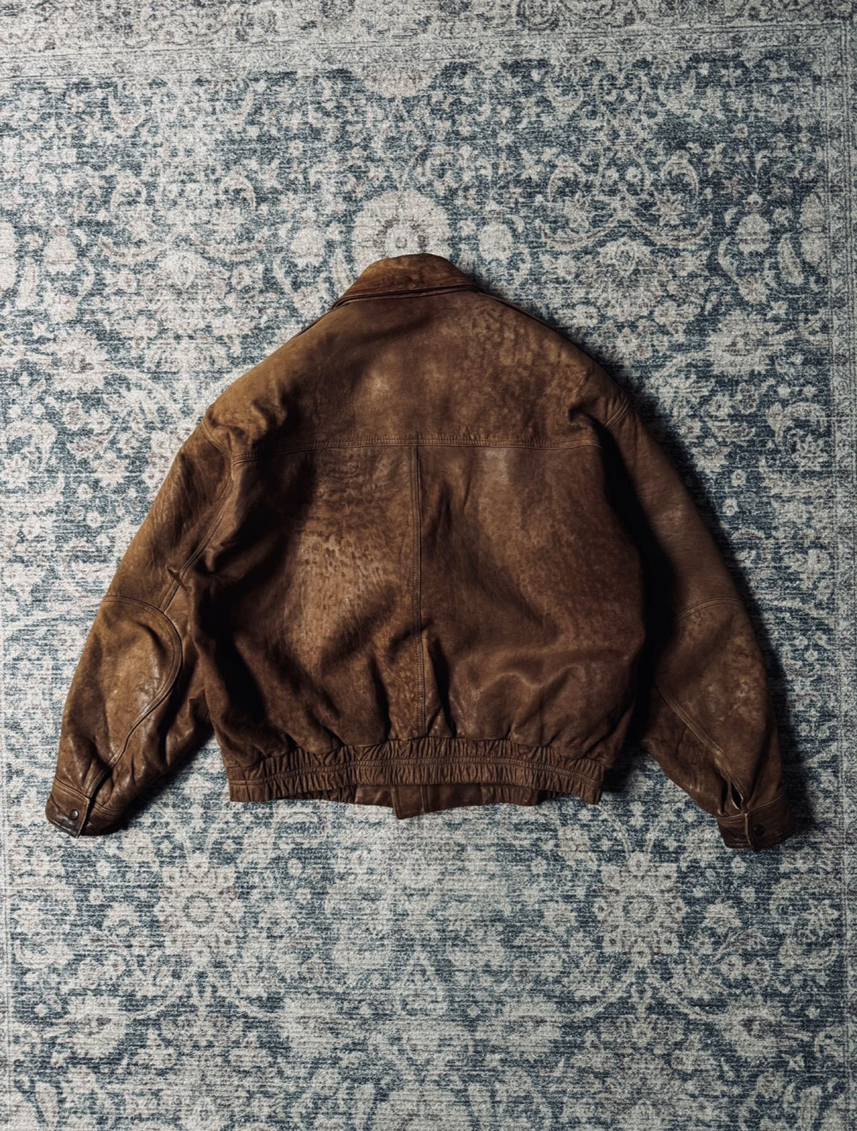 Vintage brown retro bomber leather jacker